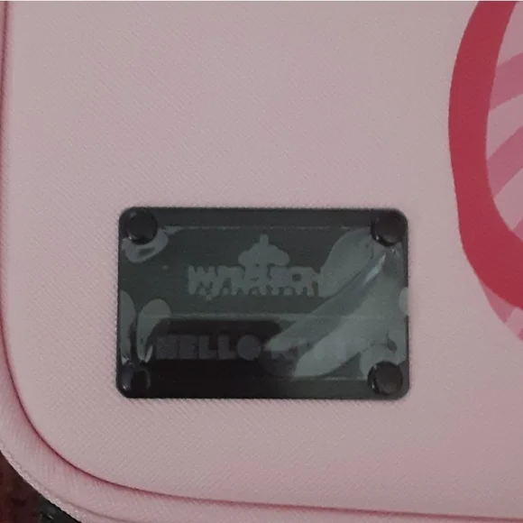 Impressions X Hello Kitty Cosmetic Case - Picture 2 of 11